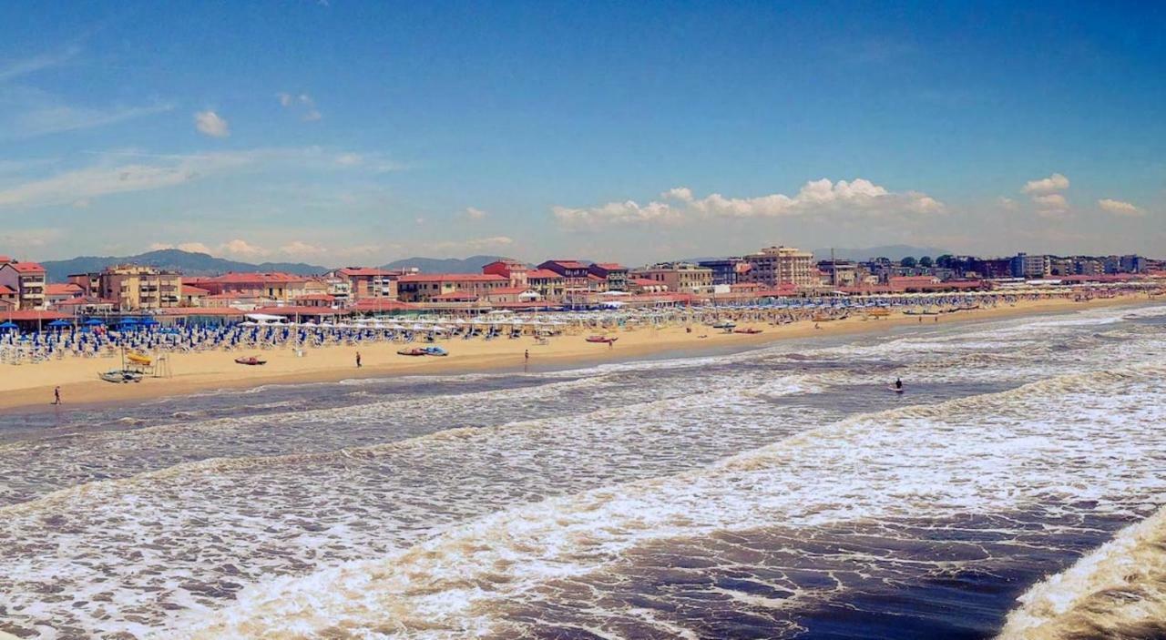 Appartamento Abate Lido di Camaiore Dış mekan fotoğraf